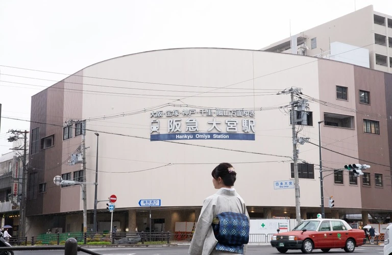 京都の伝統技術が目黒区に上陸！着物丸洗いクリーニングで新たな魅力を引き出す